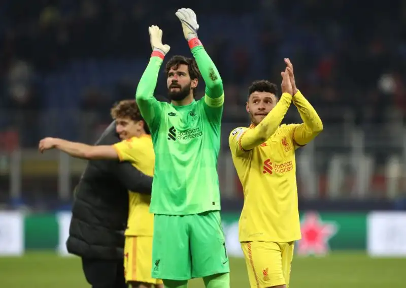 Alisson 6. Non riesce a negare Tomori l'1-0 ma si riscatta negando il raddoppio a Kessie nel finale.
