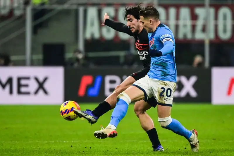 Zielinski 7. Padrone del centrocampo, domina il match con grande classe