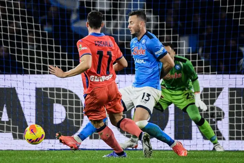 Freuler 7 - Sfrutta alla perfezione la palla d'oro regalatagli da Ilicic mettendo la firma su una vittoria fondamentale 