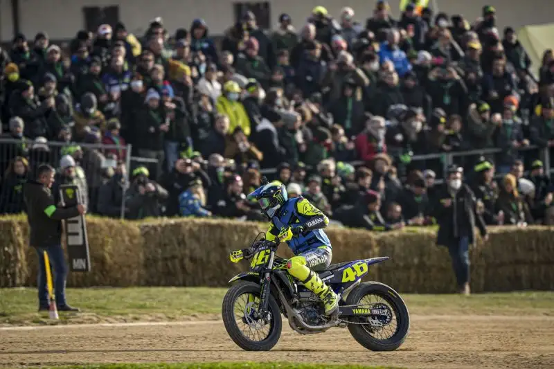 Il Dottore, come sempre, ha regalato gioia e spettacolo ai tifosi presenti. Fonte: Media - VR46