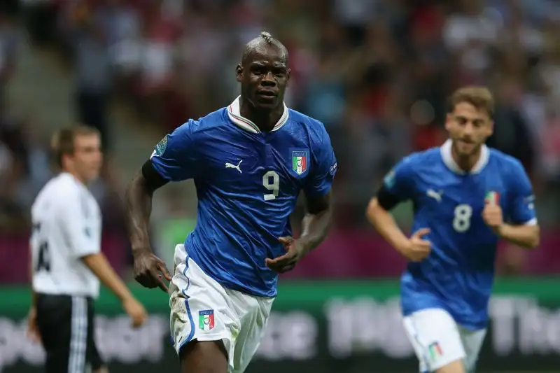 Con 3 gol è il miglior realizzatore della Nazionale in un campionato europeo (a pari merito con Antonio Cassano)

