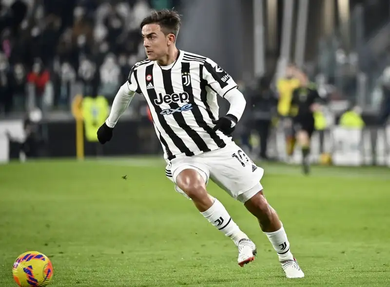 Dybala 6: ha mezz'ora di tempo e fa il suo, pericoloso ma non efficace. Specie su un contropiede a fine match