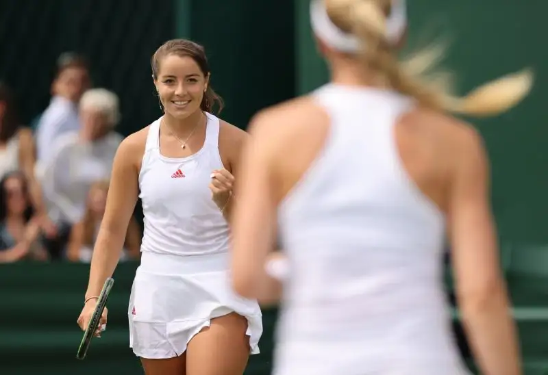 E' considerata tra le più belle e promettenti tenniste in circolazione