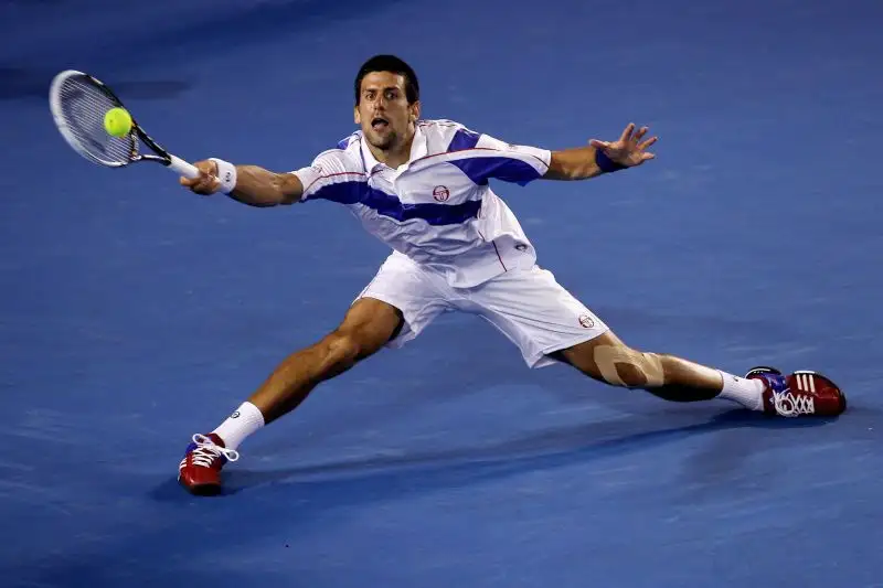 Il secondo trionfo arriva tre anni dopo il primo e a farne le spese è il britannico Murray: sconfitto in tre set