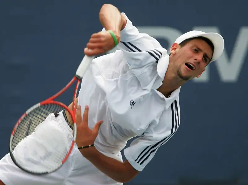 3 - Chi era l'idolo di Djokovic da giovane?
A - Agassi
B - Becker
C - Lendl
D - Sampras