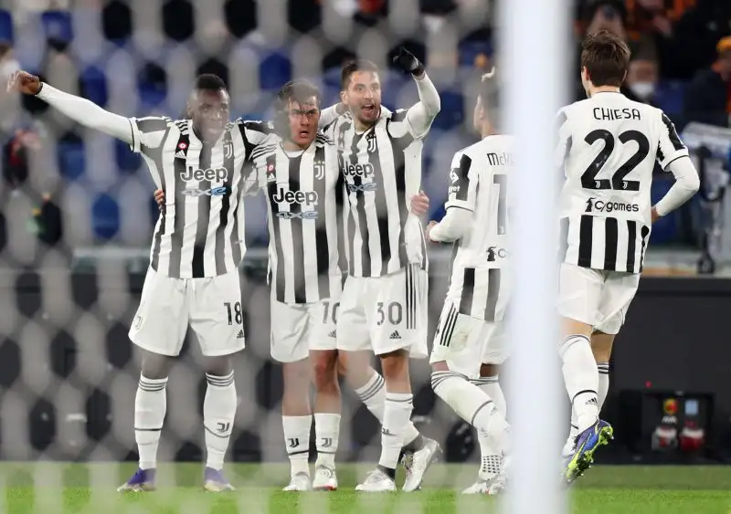 Allegri 6: nonostante il doppio svantaggio, alla fine riesce a portare a casa i tre punti: decisivi i cambi, che danno nuove energie alla squadra
