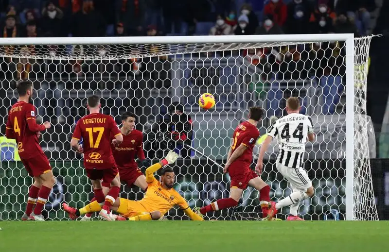 R. Patricio 5.5: poche e relative le sue colpe sui quattro gol subiti dalla sua squadra