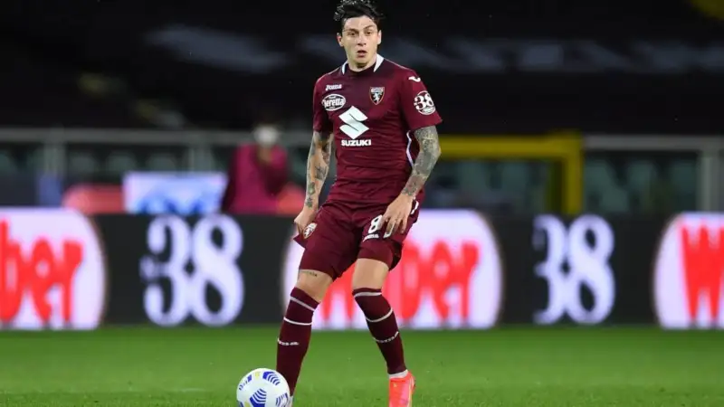 CAGLIARI 6
Una squadra sempre meno uruguaiana. E chissà se è la soluzione giusta per salvarsi.
