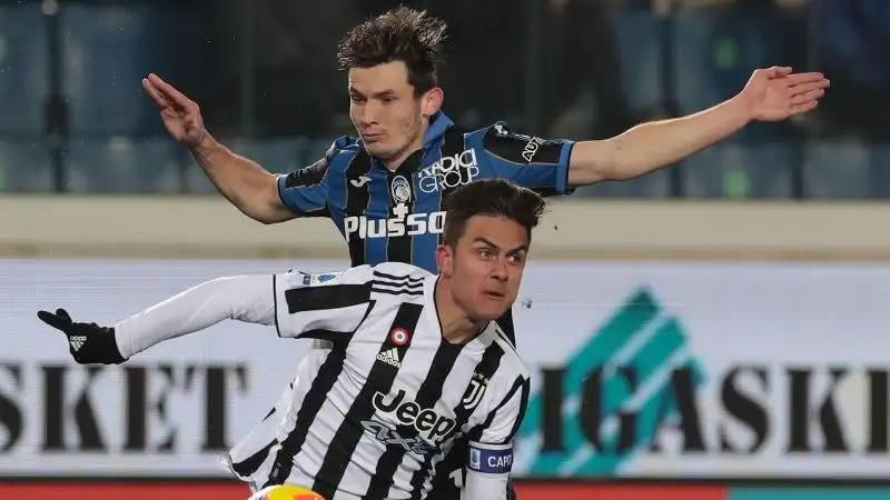 De Roon 6: in difficoltà nel primo tempo, poi cerca due volte la porta. Ma il suo nervosismo nella fase cruciale del match si vede.