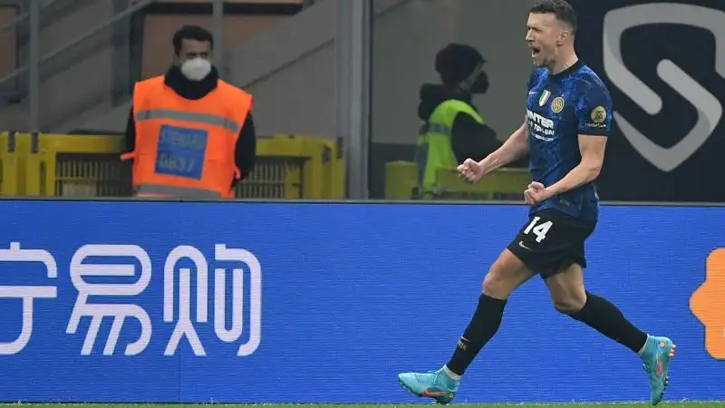 Perisic 7: un assist, ma in fuorigioco. Poi un gol splendido e pesantissimo, e il quasi raddoppio. Partita da fuoriclasse