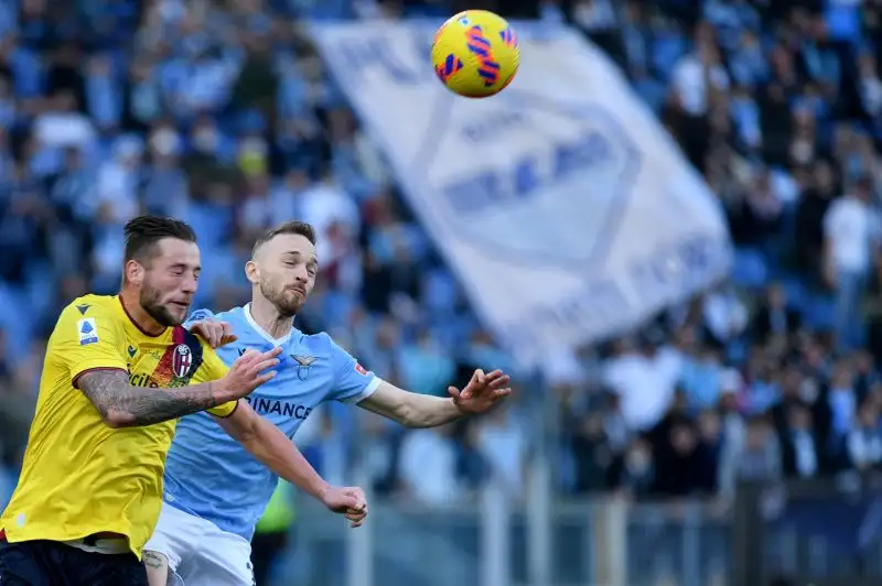 Lazzari 7: insidioso sulla fascia per tutta la gara, serve l'assist per il 3-0. Esce anzitempo per un problema fisico