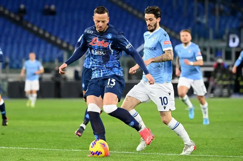 Rrahmani 6: non sfigura, anzi, ma quando sbaglia il Napoli rischia di pagarla a carissimo prezzo
