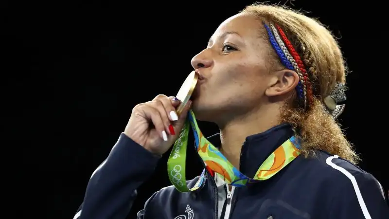 Nel 2013 si è aggiudicata l'argento nei pesi leggeri nei Campionati dell'Unione europea tenutisi in Ungheria
