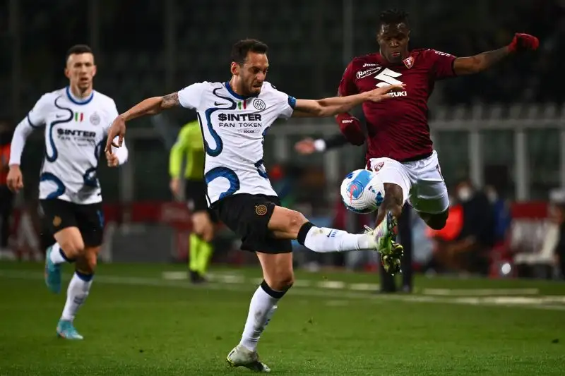 Calhanoglu 5,5. Leggermente meglio di Barella ma vale il discorso fatto per l'ex Cagliari