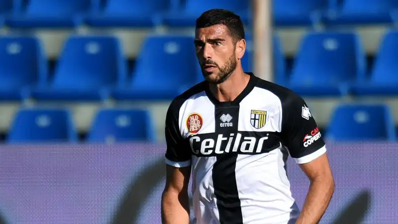 Graziano Pellè
Vicenza 40%, Lecce 40%, Spezia 10%, Atalanta 10%