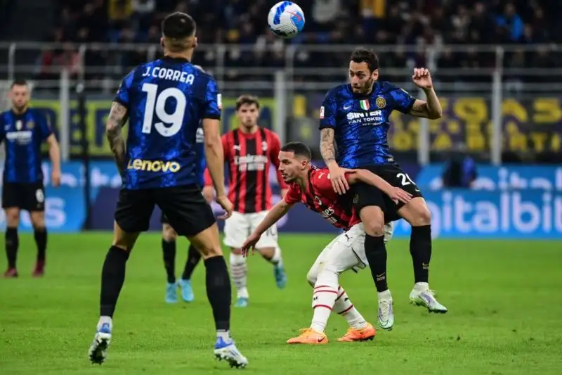 Calhanoglu 6,5. Il grande ex contribuisce alla vittoria con una prestazione continua e di sostanza.