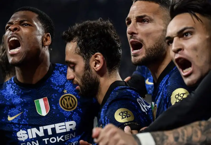 Dumfries 6,5: guadagna il rigore che decide la partita dello Stadium
