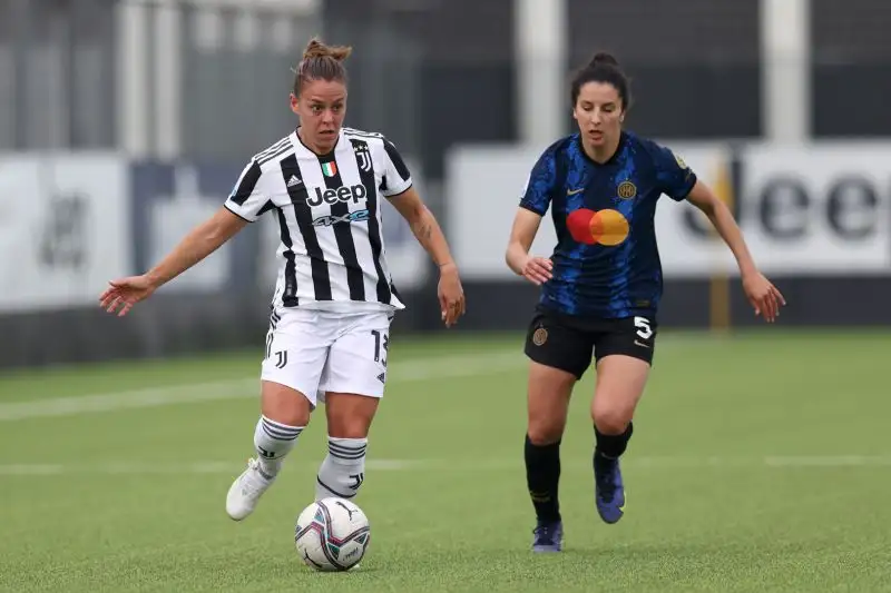 5 campionati (1 Brescia, 4 Juventus), 3 Coppe Italia (2 Brescia, 1 Juventus), 5 Supercoppe italiane (2 Brescia, 3 Juventus)
