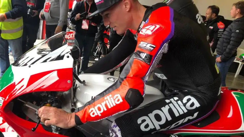 Con la vittoria del GP d'Argentina e i due terzi posti di seguito in Portogallo e in Spagna, quest'anno Aleix Espargaró sta facendo sognare i tifosi dell'Aprilia