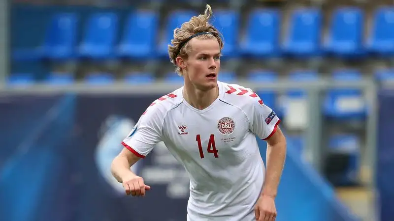 Morten Hjulmand
Sampdoria 40%, Juventus 25%, Inter 25%, Lecce 10%