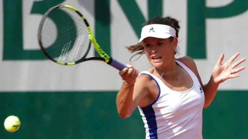 La tennista è nata l'1 luglio del 1994 a Versailles
