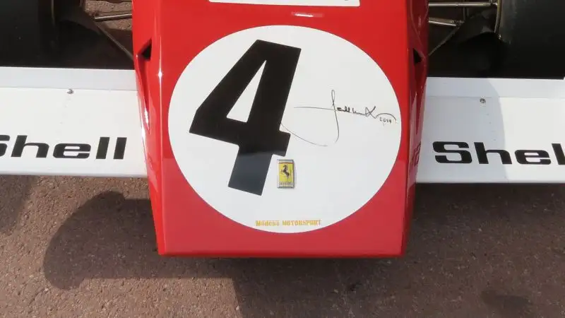 La firma di Jacky Ickx dà un tocco di classe