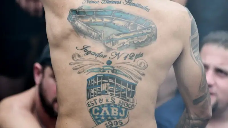 10 tatuaggi incredibili sul calcio: le foto