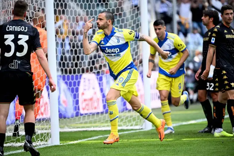 Bonucci 8,5: rientra nel giorno del 35esimo compleanno e si fa due regali
