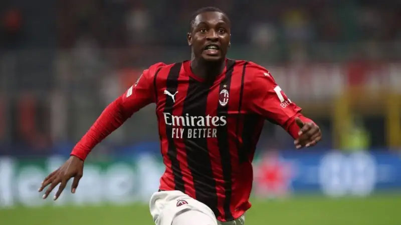Ballo-Tourè 5,5: Essere la riserva di Theo non è facile, Pioli punta poco su di lui
