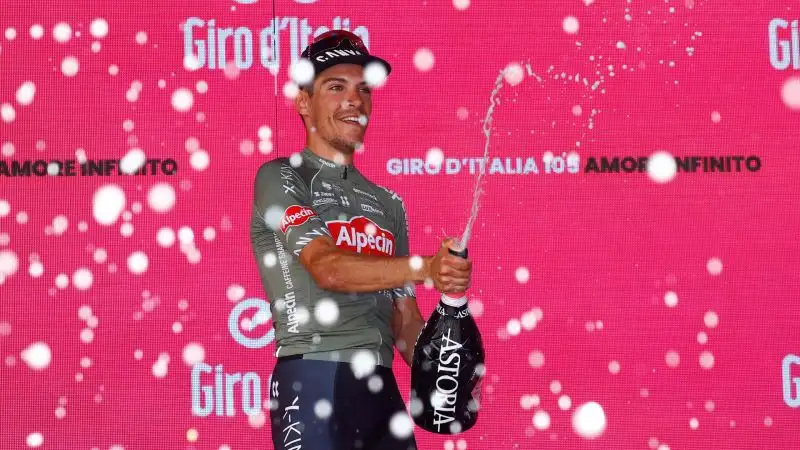 Nessun problema con il tappo dello spumante durante la premiazione
