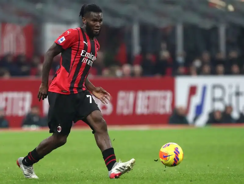 Franck Kessie: l'accordo con il Barcellona sembrava cosa fatta ma ancora non c'è l'ufficialità. Di certo c'è solo che non resterà a Milano
