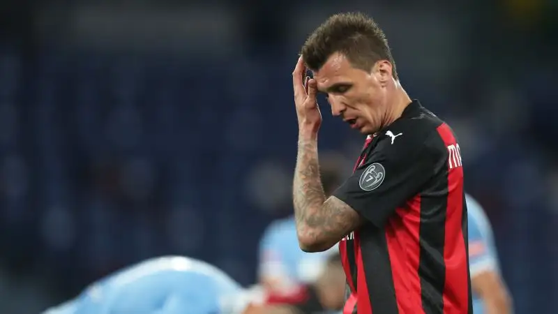 Mario Mandzukic: il guerriero tanto amato dagli juventini è approdato al Milan nel 2021 per dare una mano ai più giovani. 10 presenze e 0 reti il suo bottino in rossonero, poi l'addio al calcio giocato
