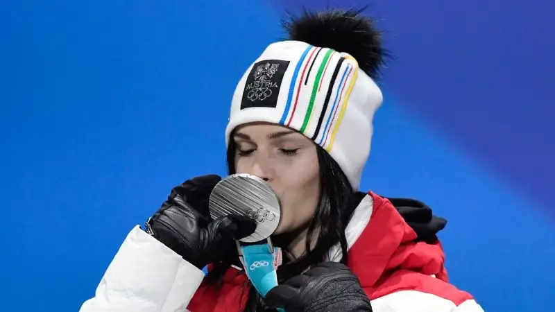 Il cappellino le dona particolarmente