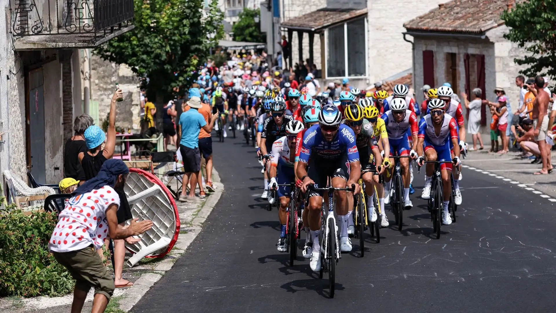 La diciannovesima tappa è stata vinta da Christophe Laporte, ciclista francese che corre per il team Jumbo-Visma