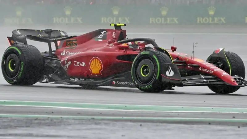 1' 40" 983 il tempo fatto registrare da Sainz