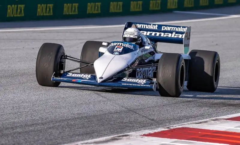 Riccardo Patrese in pista con la Brabham BMW BT52 del 1983