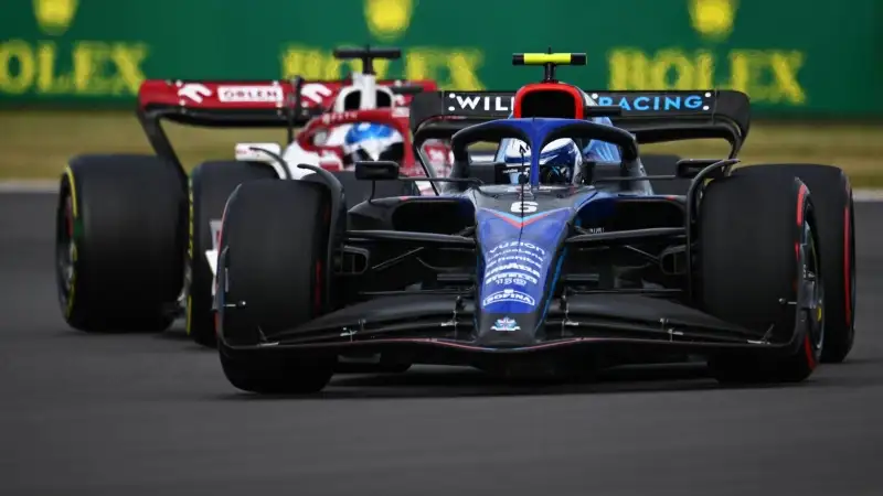 Latifi 5.5. Non riesce a mantenere la clamorosa top-10 centrata in qualifica