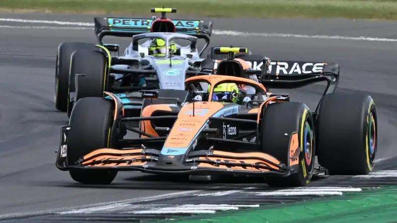 Norris 6. Riesce a mantenere la posizione di partenza in griglia ma corre una gara senza grandi acuti