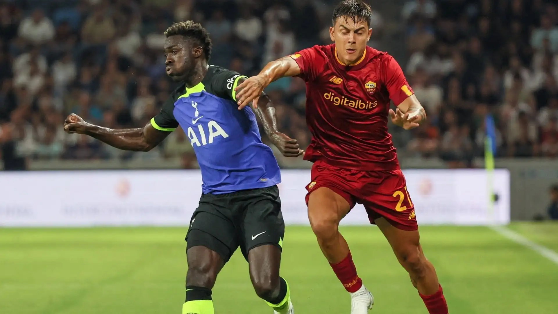 Dopo l'esordio con l'Ascoli in settimana, la Joya giallorossa ha fatto il suo debutto sul palcoscenico internazionale incidendo immediatamente nel match contro gli Spurs.