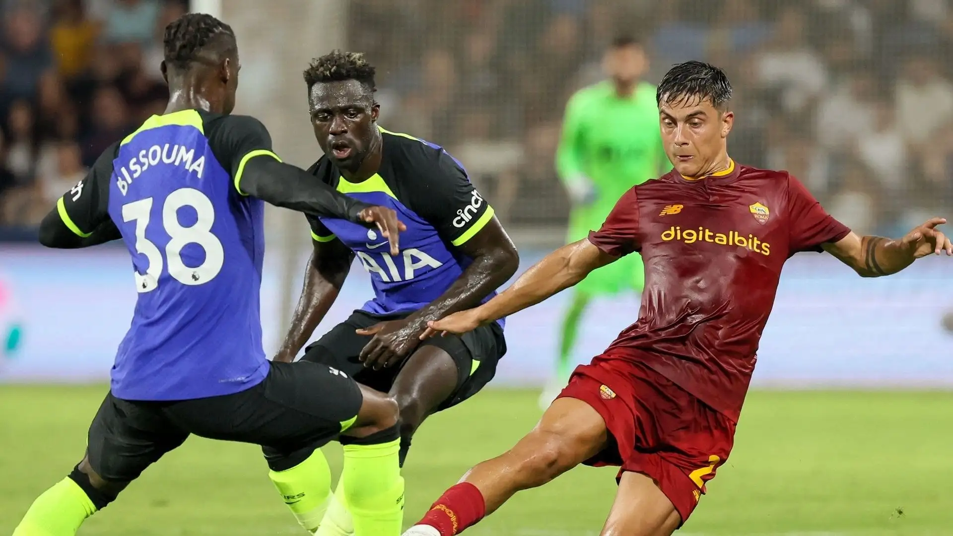 Ancora in ritardo di condizione, Dybala è rimasto in campo 60 minuti
