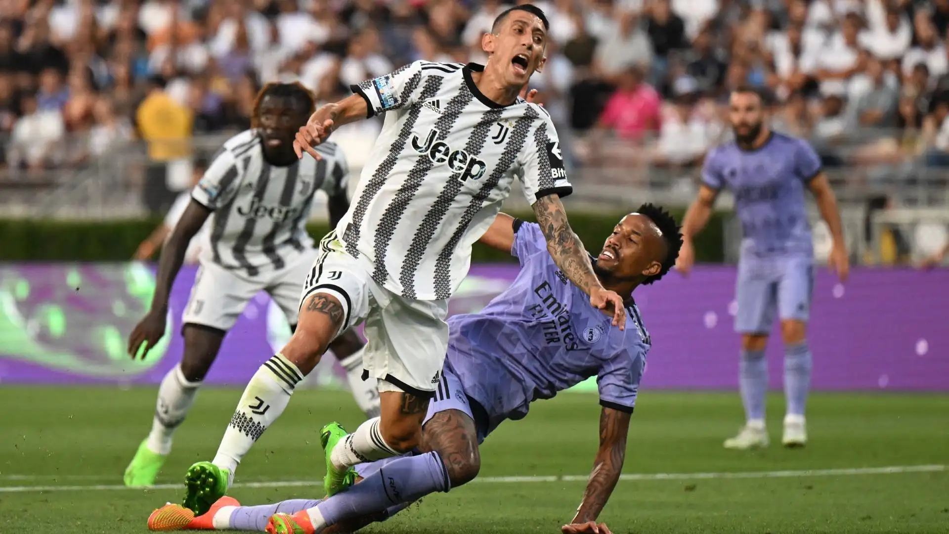 La Juventus si è lamentata pochi minuti più tardi per un contatto tra Militao e Di Maria