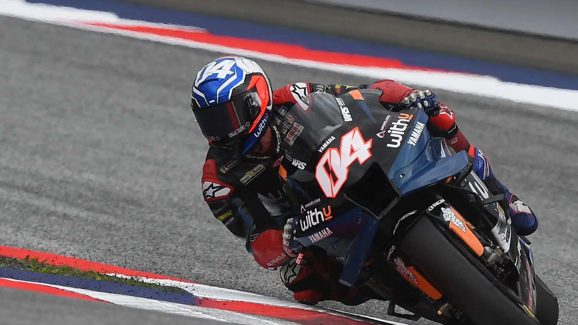 Dovizioso 5: sempre nelle retrovie, battaglia con le pessime Honda