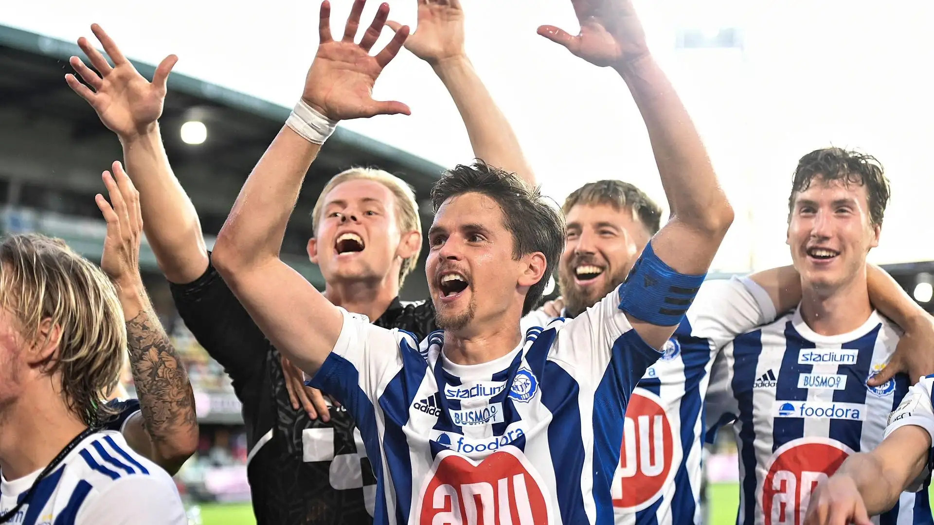 Decisamente abbordabile l'ultima squadra di questo gruppo, l'HJK Helsinki, qualificatosi ai gironi, dopo aver sconfitto il Silkeborg al turno decisvo