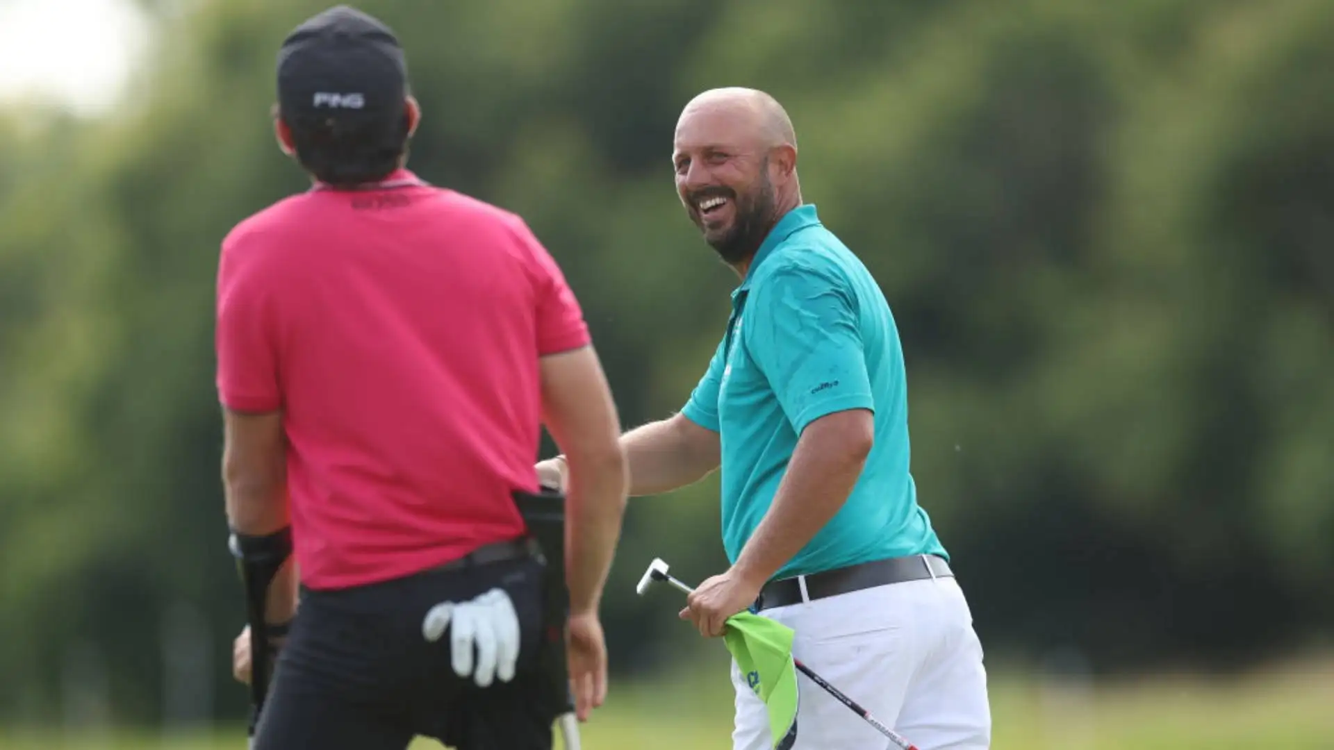 Niente da fare per l'irlandese Brendan Lawlor, campione uscente, e l'inglese Kipp Popert, già due volte a segno in stagione, secondi con 143 (-1),