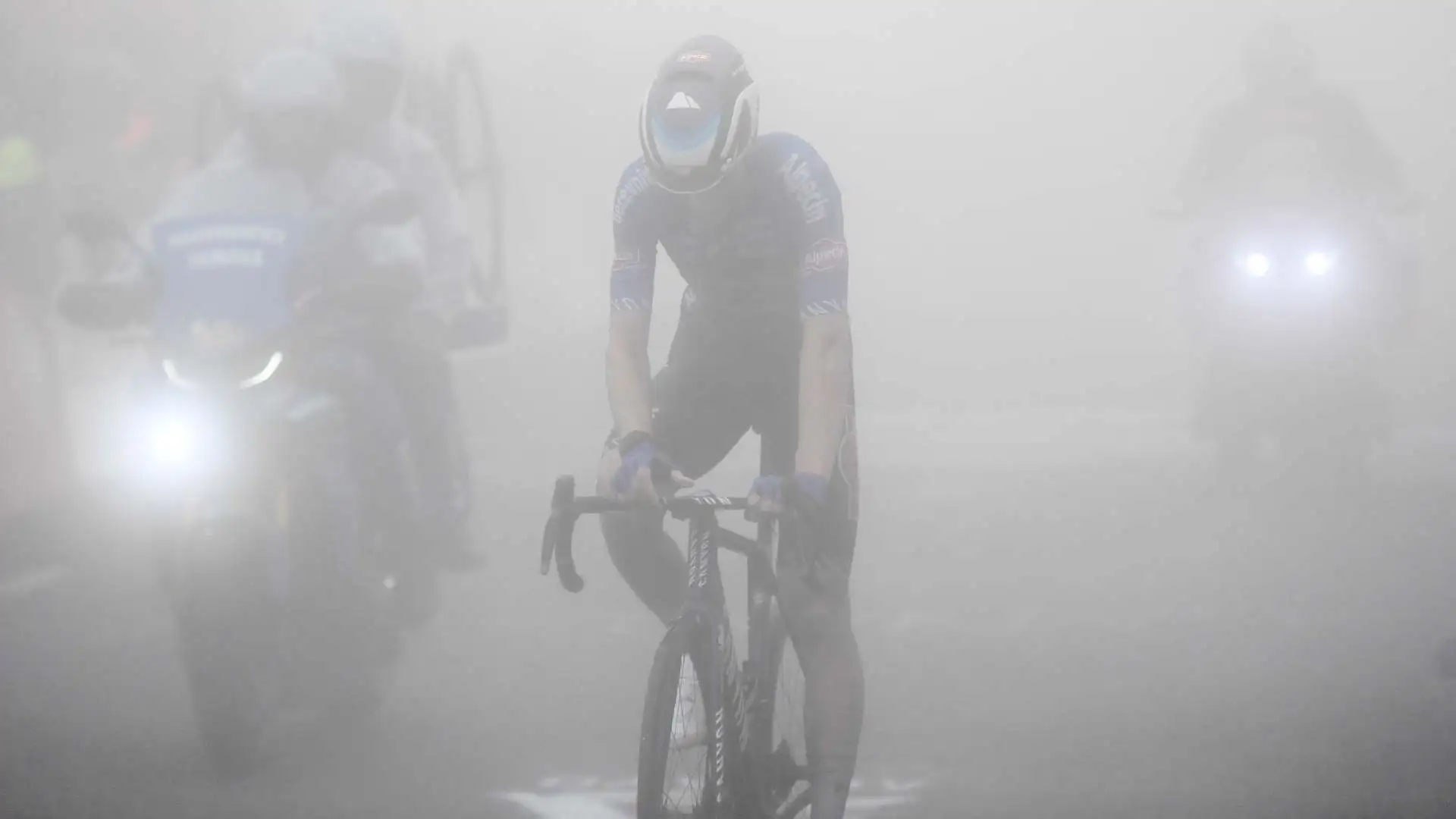 Tutti i ciclisti hanno terminato la tappa decisamente provati