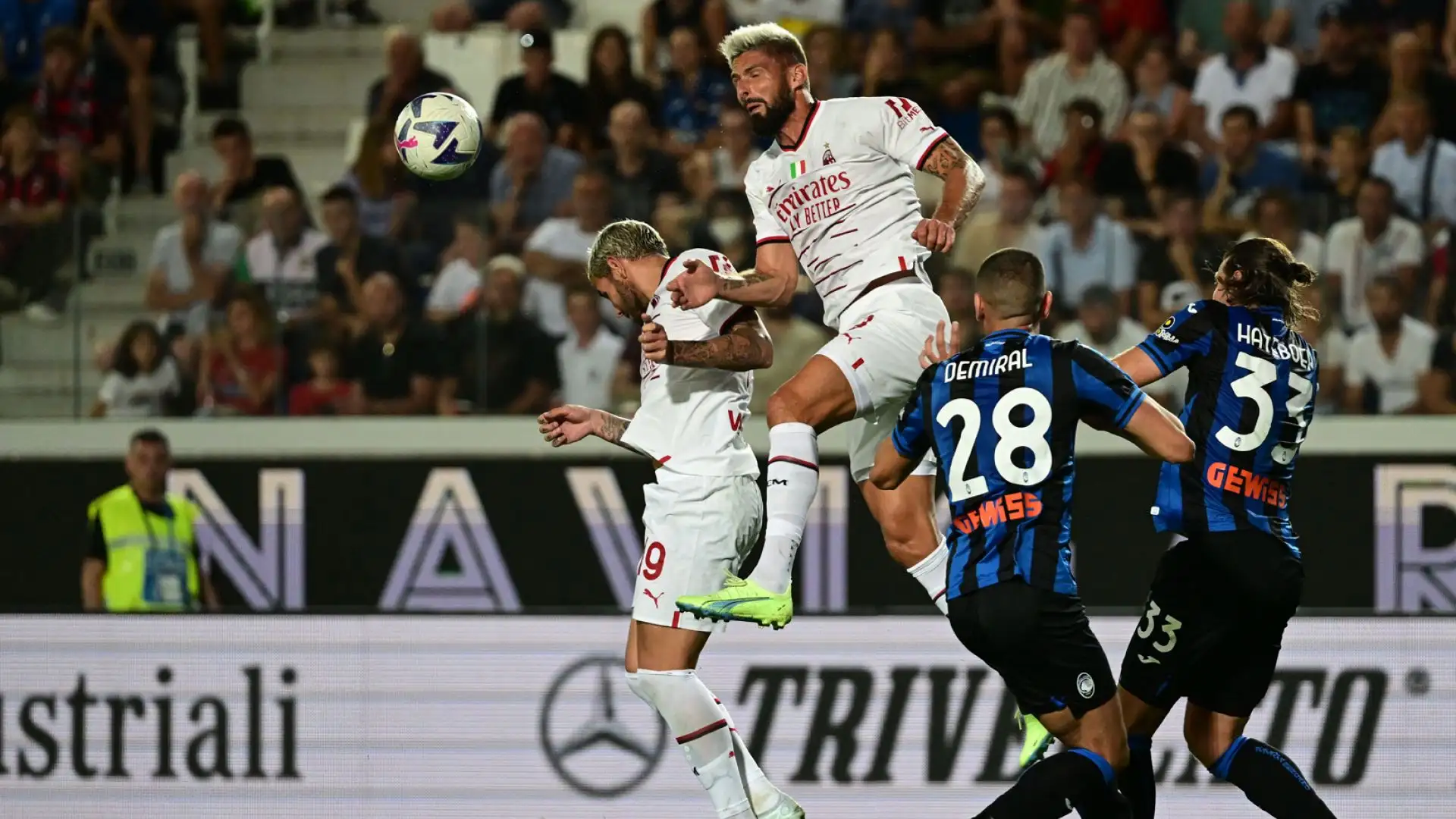 Giroud 5,5. Chiamato nella ripresa a sostituire un evanescente Rebic, fa poco meglio rispetto al compagno di reparto
