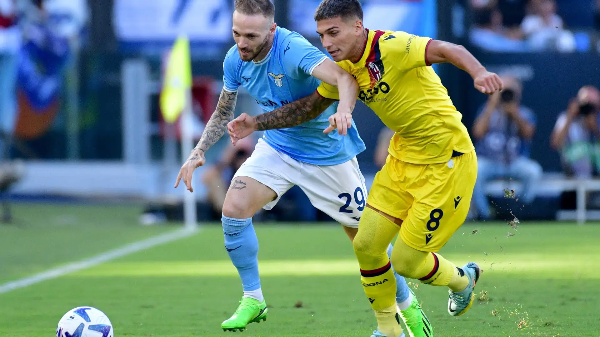 Domínguez 6: match di sostanza per il centrocampista argentino, autore di una buona prestazione