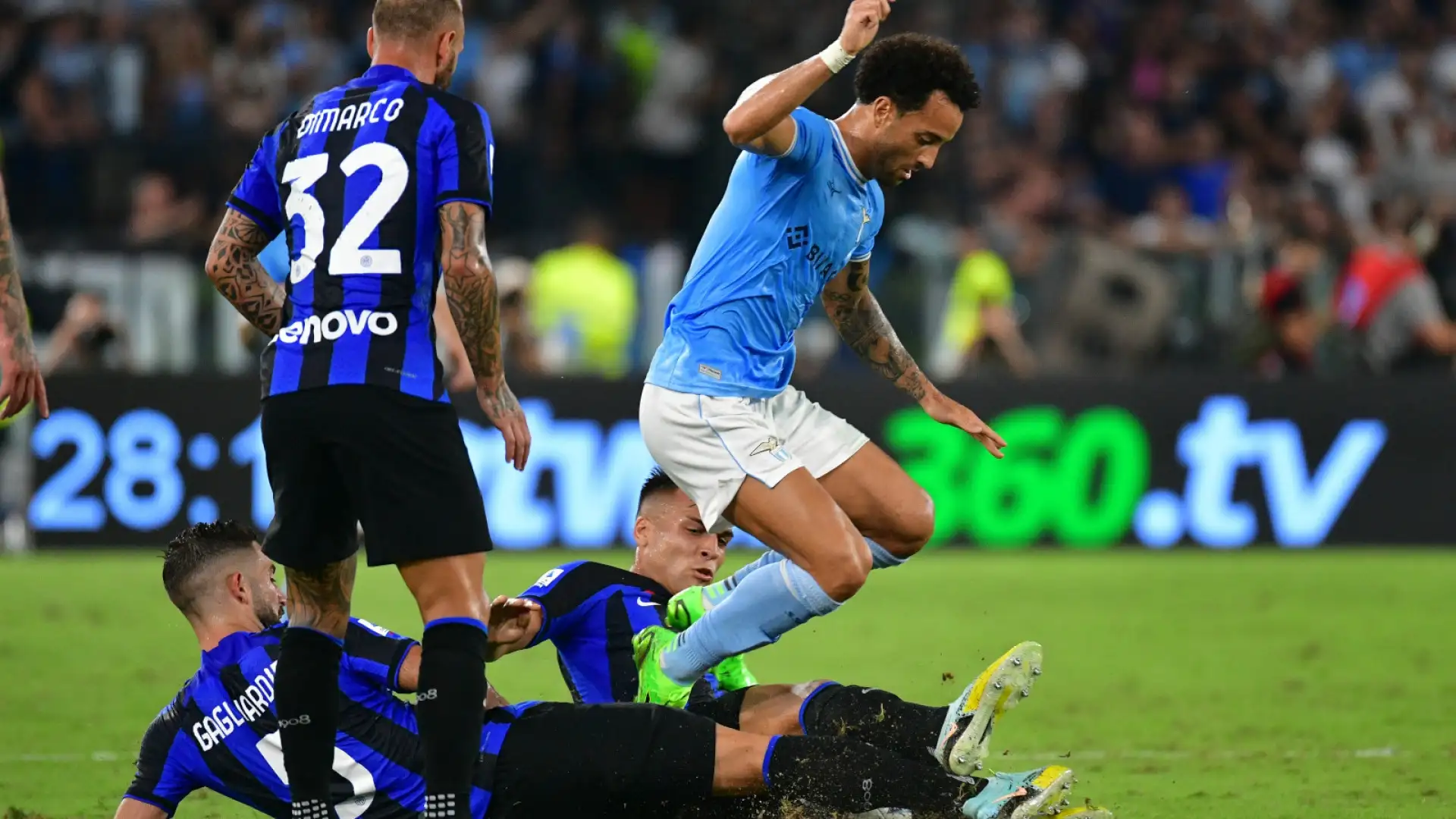 Felipe Anderson 6,5: Pochi guizzi ma buoni, compreso il gol che vale il vantaggio iniziale.