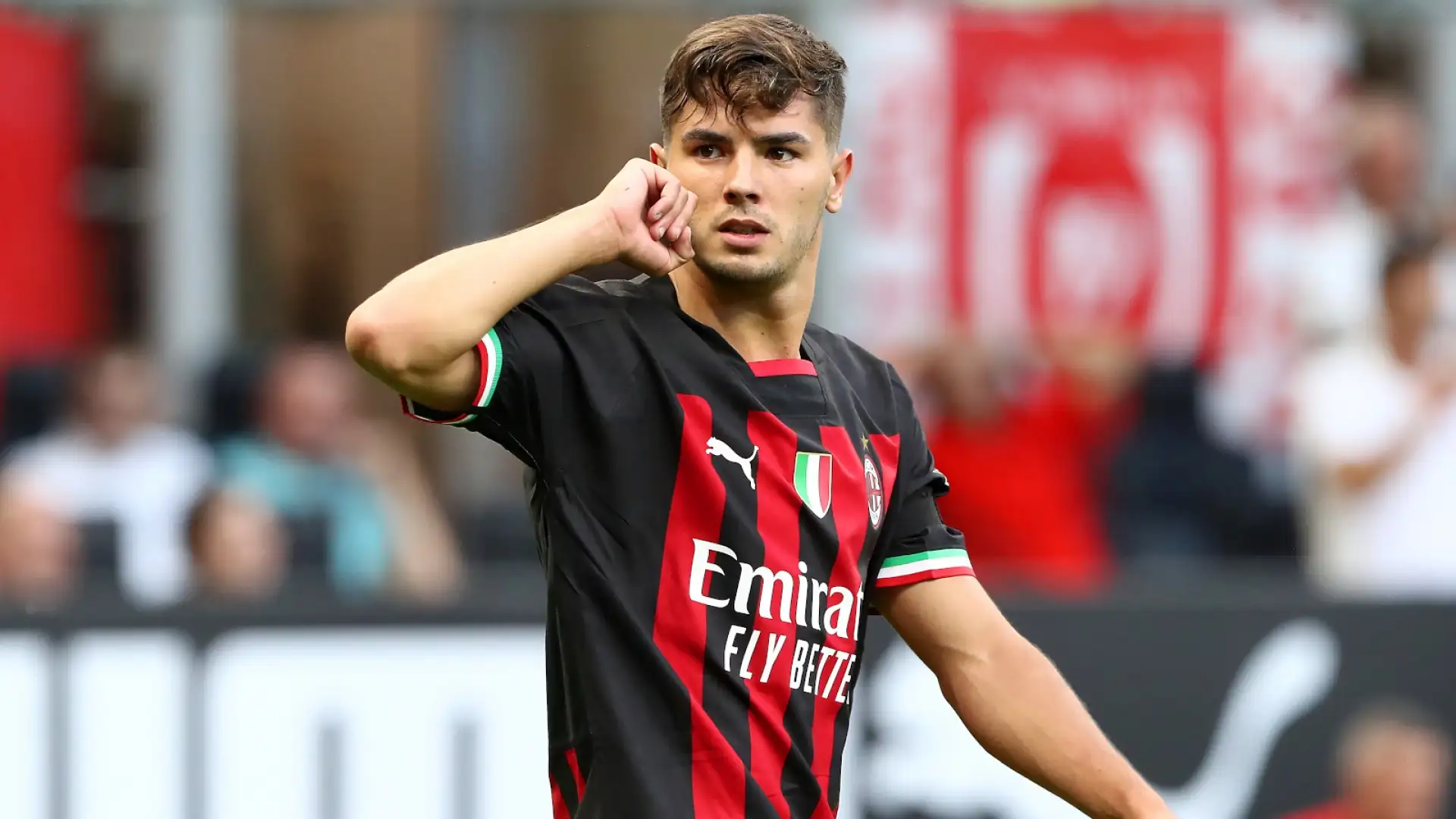 Brahim Diaz 7: Sfrutta brillantemente l'occasione giusta e lancia il Milan verso il successo.