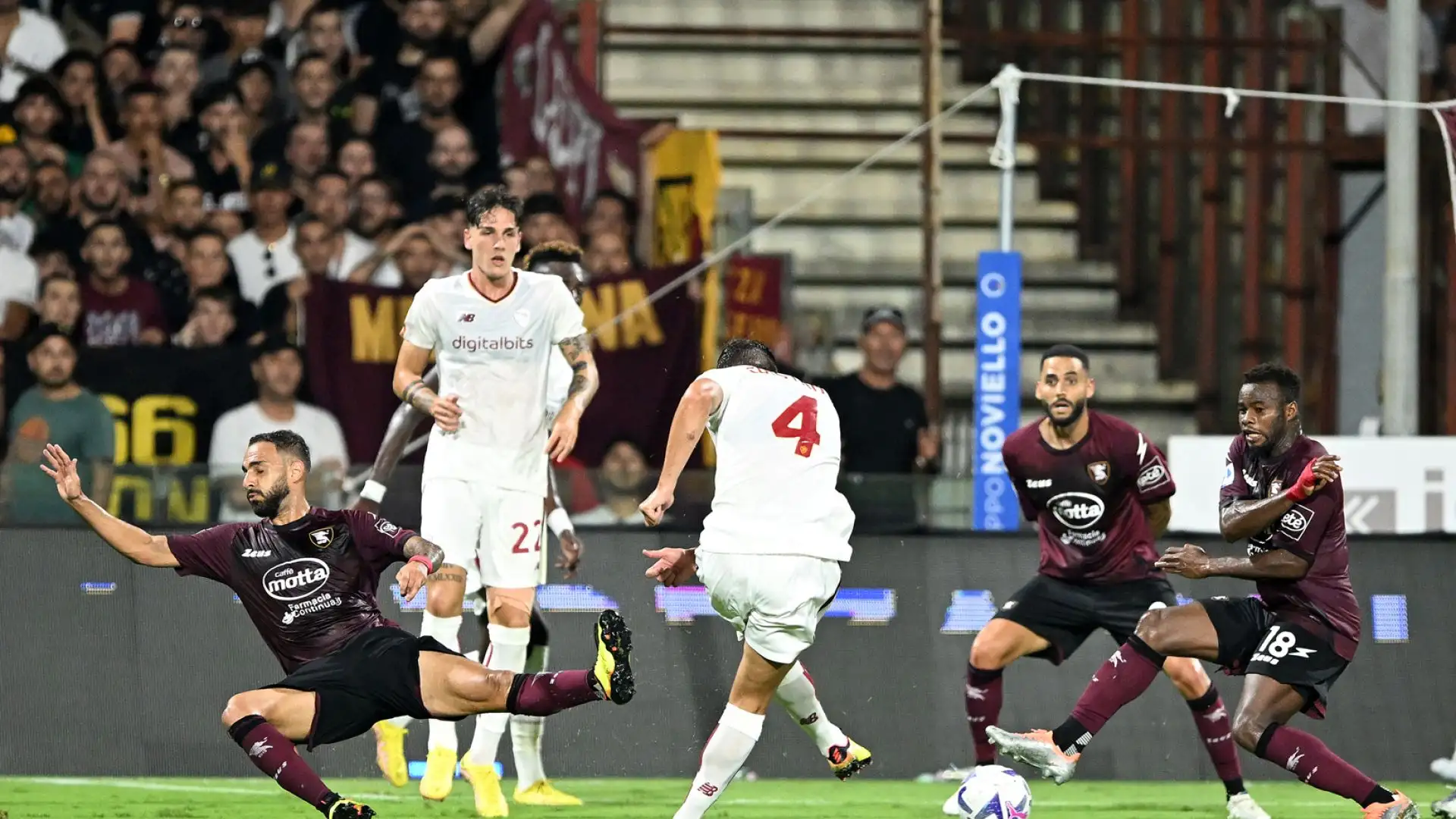 Bryan Cristante 7: segna il gol vittoria e non lascia passare nulla, prestazione solidissima

